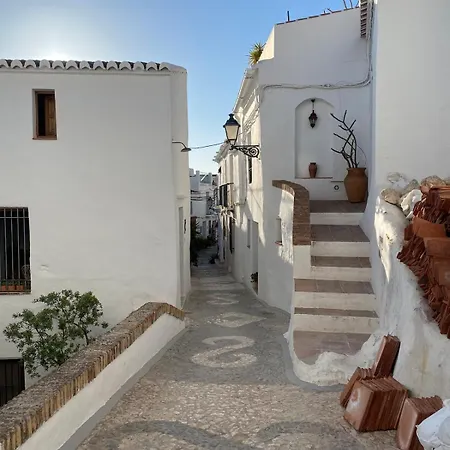 Village Town House With Sea Views And Roof Terrace Holiday home Frigiliana