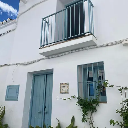 Village Town House With Sea Views And Roof Terrace Holiday home *